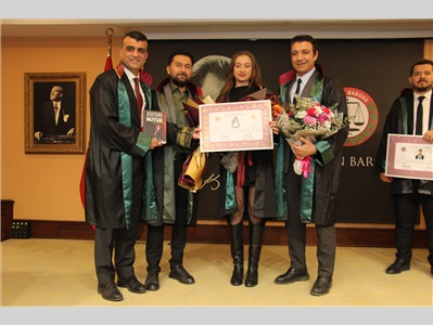 10 STAJYER AVUKATIMIZ, 2026 YILININ İLK YEMİN TÖRENİNDE CÜBBE GİYDİ