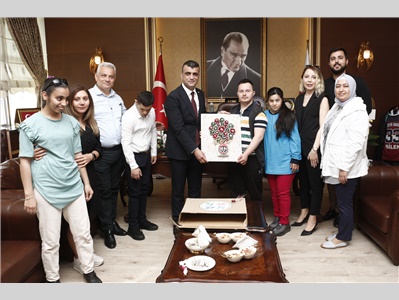 MERSİN BÜYÜKŞEHİR BELEDİYESİ ÖZEL EĞİTİM UYGULAMA OKULU ÖĞRENCİLERİ VE ÖĞRETMENLERİNDEN ZİYARET