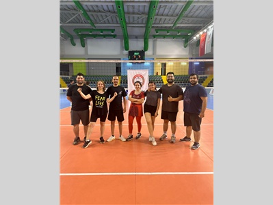 VOLEYBOL TURNUVASI DEVAM EDİYOR