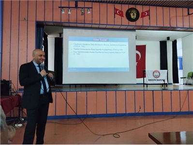 ŞEVKET POZCU ANADOLU LİSESİ ÖĞRENCİLERİNE SİBER SUÇLAR ANLATILDI