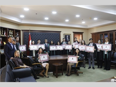 15 STAJYER AVUKATIMIZ CÜBBE GİYDİ