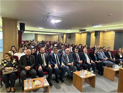TARSUS ‘ TA “AİLE HUKUKU UYGULAMALARI” KONULU KONFERANS DÜZENLENDİ
