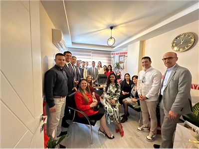 MESLEKTAŞIMIZIN OFİS AÇILIŞINA KATILDIK