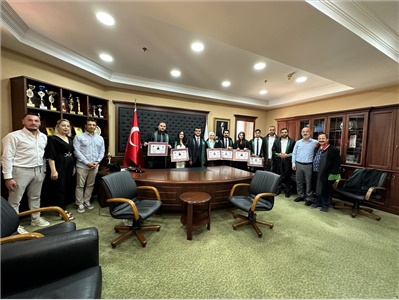 6 STAJYER AVUKATIMIZ CÜBBE GİYDİ
