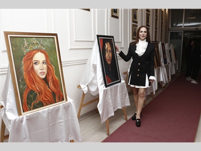 RESSAM ZÜLEYHA ARSLAN’IN KADIN KONULU RESİM SERGİSİNİN AÇILIŞI YAPILDI