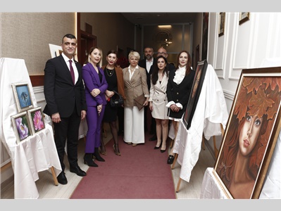 RESSAM ZÜLEYHA ARSLAN’IN KADIN KONULU RESİM SERGİSİNİN AÇILIŞI YAPILDI