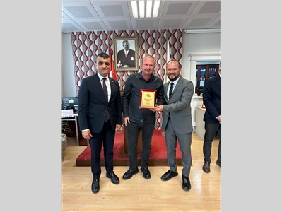 SİLİFKE’DE DUAYEN AVUKATLARIMIZA ONUR PLAKETİ TAKDİM EDİLDİ