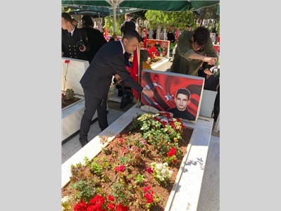 MERSİN ŞEHİTLİĞİ'NDE ANMA TÖRENİ