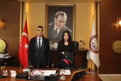 BİR STAJYER AVUKATIMIZ DAHA SAVUNMA MESLEĞİNE İLK RESMİ ADIMI ATTI