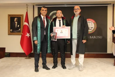 6 STAJYER AVUKATIMIZ DAHA SAVUNMA MESLEĞİNE İLK RESMİ ADIMI ATTI